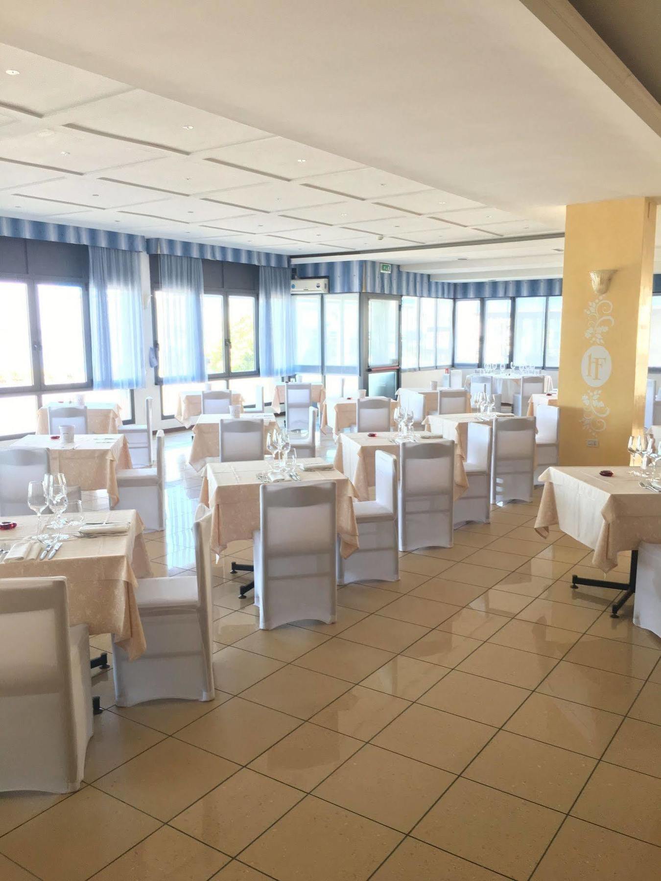 Hotel Friuli Grado Esterno foto